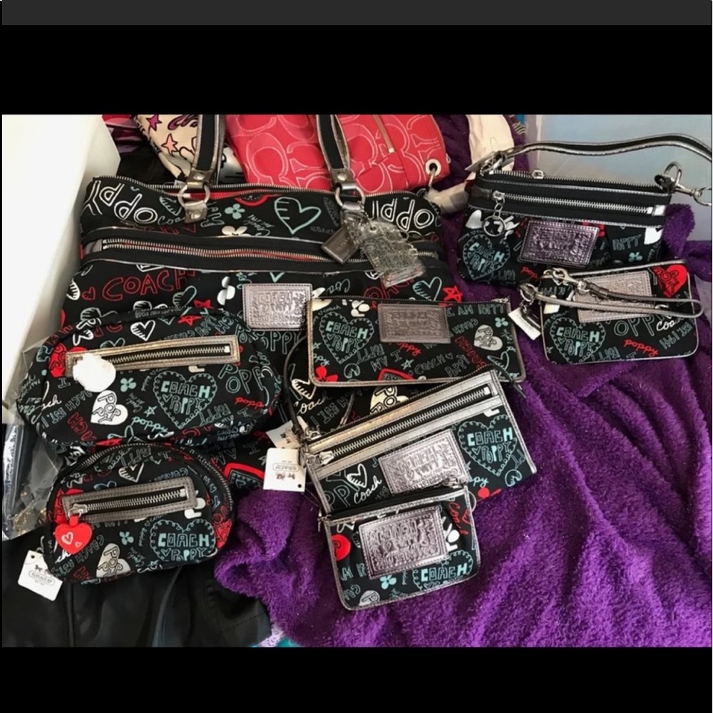 SOLD Coach 5pc NWT graffiti glam zippy wallet set - Picture 5 of 12